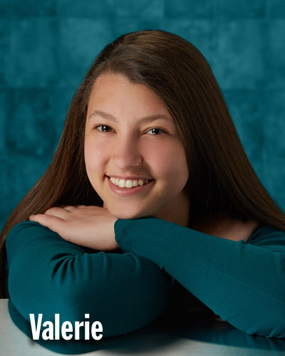 Studio One Senior Portrait of Girl in Teal tile